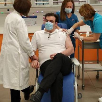 πιερακακης - εμβολιο