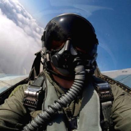 πιλότος f-16