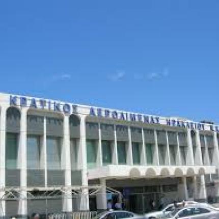 Το ταξίδι από το Ηράκλειο ματαιώθηκε λόγω πλαστών διαβατηρίων 