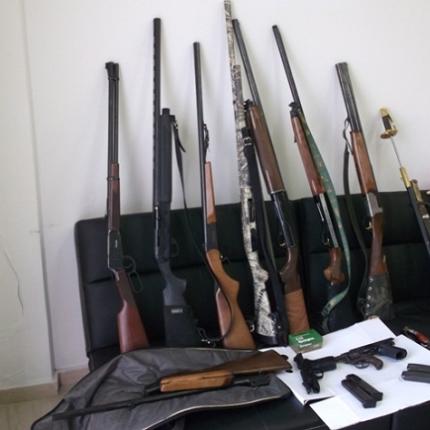 Έτοιμος για ... πόλεμο 41χρονος στο Μαλεβίζι (φωτορεπορτάζ)