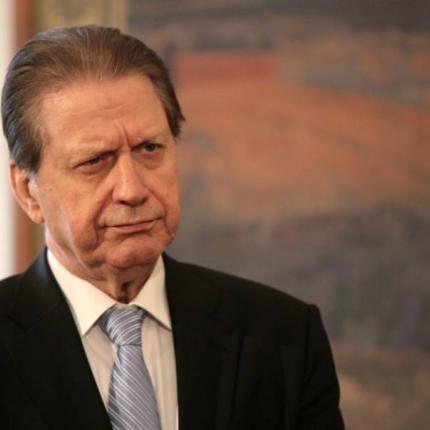 Ο Πολύδωρας προσκαλεί το... &quot;σύμπαν των ψηφοφόρων της Χ.Α.&quot;!