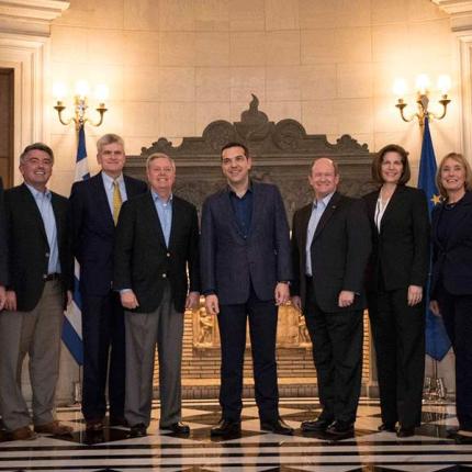 τσιπρας γερουσιαστες.jpg