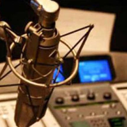 radiofwnikos-stathmos.jpg