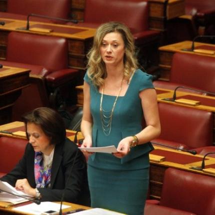 Συνελήφθη δημοσιογράφος του "Ελεύθερου Τύπου" μετά από μήνυση της Ραχήλ Μακρή