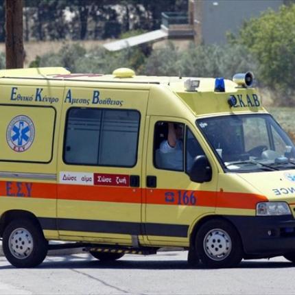 Σε σοβαρή κατάσταση, άνδρας που έπεσε από καρναβαλικό άρμα στο Ρέθυμνο