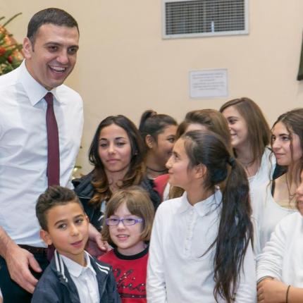 Δώρα και άλλα είδη από την ΕΛ.ΑΣ. στην "Κιβωτό του Κόσμου»" και στα "Παιδικά Χωριά SOS"