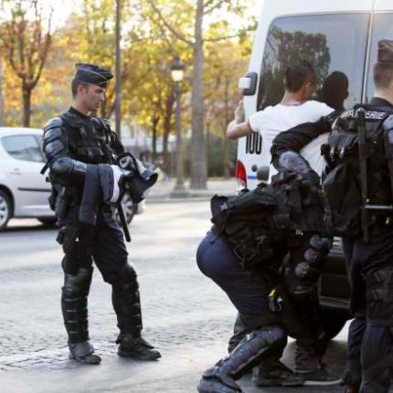 Σε κρίσιμη κατάσταση 16χρονος Ρομά που ξυλοκοπήθηκε στη Γαλλία