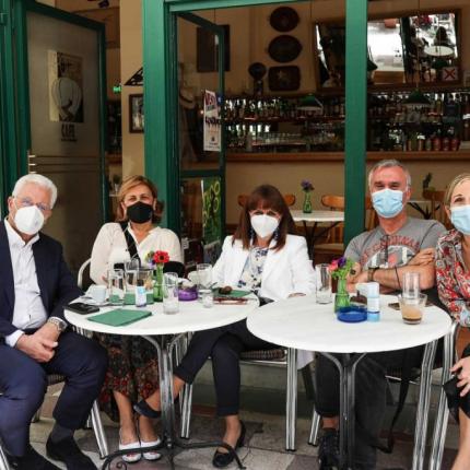 σακελλαροπουλου καφε