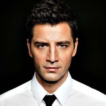 O "θεός" Ρουβάς θα υποδυθεί στο σανίδι τον ημίθεο Ηρακλή!