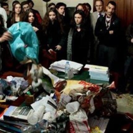 "Θλιβερό και καταδικαστέο το επεισόδιο στο Πανεπιστήμιο Αθηνών"