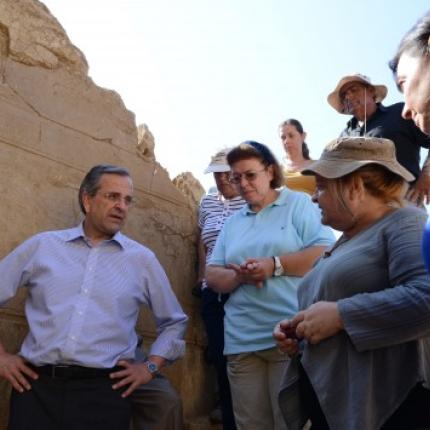 Το μυστικό της Αμφίπολης, ο Σαμαράς κι ο ... Καραμανλής