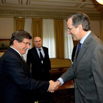 Σαμαράς – Νταβούτογλου: Δημιουργούμε σχέσεις αμοιβαίου σεβασμού