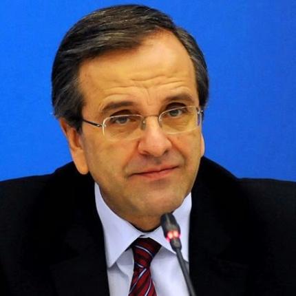 Παρέα με τις γυναίκες της ζωής του ψήφισε ο πρωθυπουργός