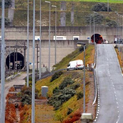 Στην κυκλοφορία η σήραγγα της Μάγχης