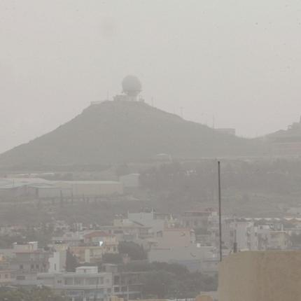 "Ορατότης Μηδέν" στην Κρήτη - Ρεκόρ συγκέντρωσης σκόνης στην ατμόσφαιρα