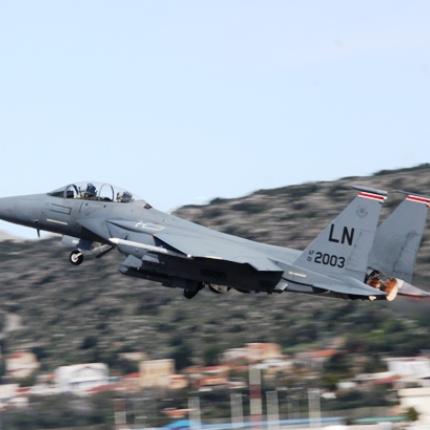 Ελληνοαμερικανική στρατιωτική άσκηση πάνω από την Κρήτη