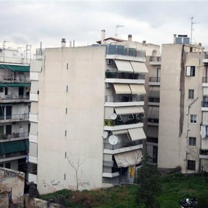 Δεν μπορείς να διεκδικήσεις το ακίνητό σου αν χρωστάς χαράτσι!