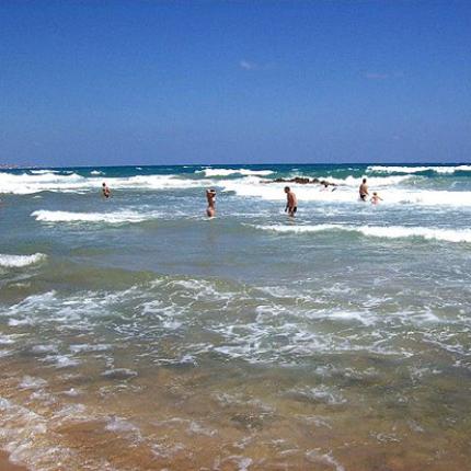 Βρήκαν ανθρώπινο κρανίο μέσα στη θάλασσα στη Σταλίδα!