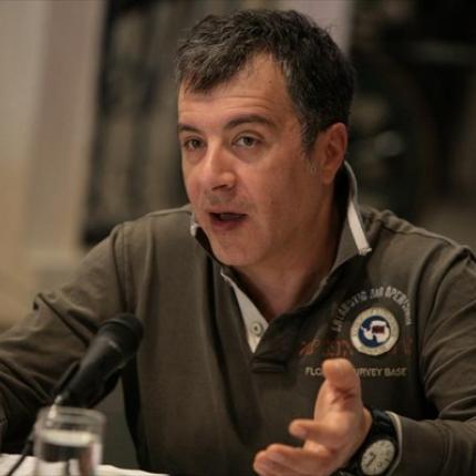 Στ.Θεοδωράκης από Χανιά: Ο λαός θέλει πολιτικές συνεργασίες