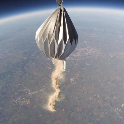 στάχτες διάστημα