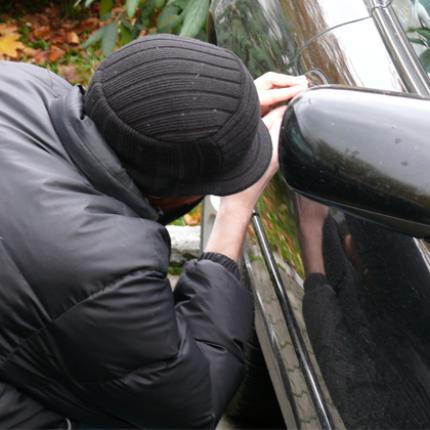stealing-car.jpg