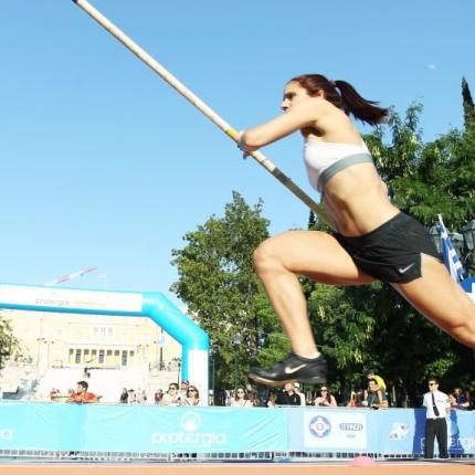 stefanidi_katerina_athens_pole_volt_2018-1021x576.jpg