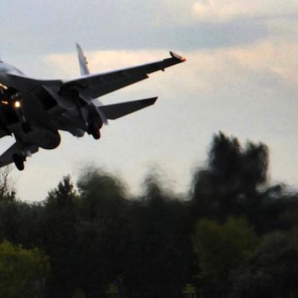 su-27-russia-belarus-air-base.jpg