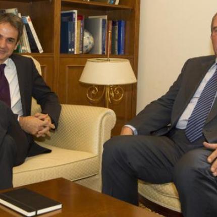 μητσοτάκης καραμανλής