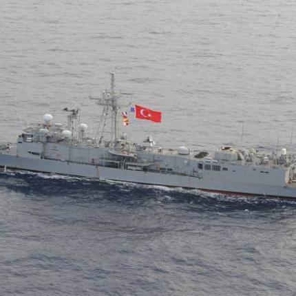 Νέες προκλήσεις με τουρκική φρεγάτα σε απόσταση αναπνοής από την Κυπριακή ΑΟΖ