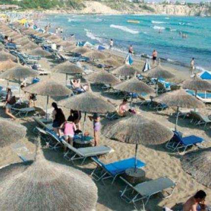 Από συμπληγάδες η βιωσιμότητα τών ελληνικών ξενοδοχείων παρά την καλή τουριστική χρονιά