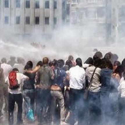 Τουρκία :Χρήση δακρυγόνων από την αστυνομία  για να διαλύσει διαδήλωση διαμαρτυρίας 
