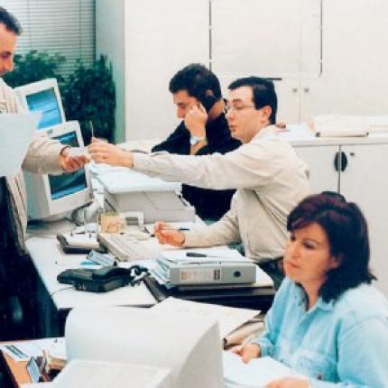 Από 21.000 έως 25.000 ευρώ το εφάπαξ για τους δημοσίους υπαλλήλους