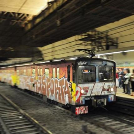 treno_grafiti.jpg