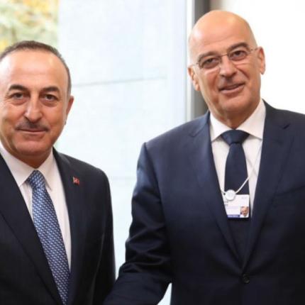 τσαβούσογλου δένδιας