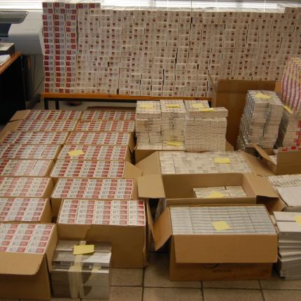 Ηράκλειο: Χειροπέδες σε 39χρονο με 1965 πακέτα τσιγάρα