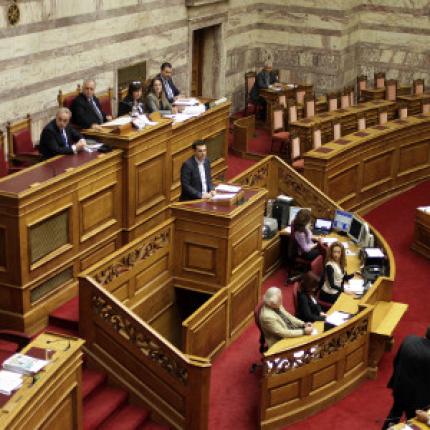 Επιμένει στο &quot;κοινοβουλευτικό πραξικόπημα&quot; ο Αλ. Τσίπρας