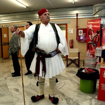 &quot;Και ζήτω η Ελλάδα...&quot; - 300 διανοούμενοι υπογράφουν υπέρ της χώρας μας