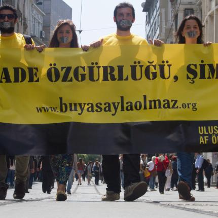 Τουρκία: Δυο καταδίκες για παραβίαση της ελευθερίας έκφρασης