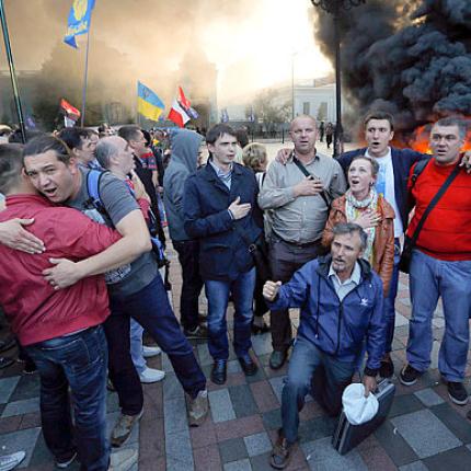Κίεβο και φιλορώσοι συμφώνησαν σε μνημόνιο ειρήνης μετά από πολύωρη συνάντηση