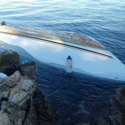varka_anapodogirismeni_navagio.jpg