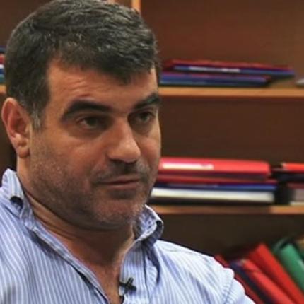 Κώστας Βαξεβάνης