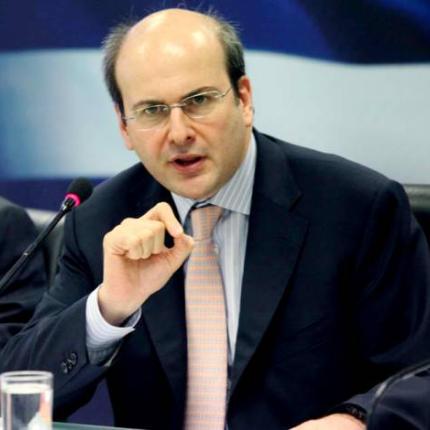 Το Υπ.Ανάπτυξης απέσυρε πέντε τροπολογίες από το νομοσχέδιο για τις αδειοδοτήσεις