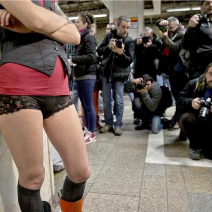 &quot;Ημέρα χωρίς παντελόνια στο Μετρό&quot;