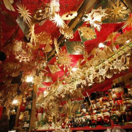 Σε ισχύ σήμερα το εορταστικό ωράριο των καταστημάτων του Ηρακλείου