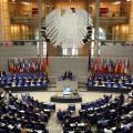 Τα αιτήματα της Ελλάδας για επιμήκυνση και για προληπτική πιστωτική γραμμή συζητά η Γερμανική Βουλή