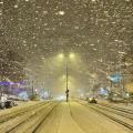 Σφοδρή χιονόπτωση στο κέντρο της Αθήνας.
