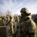 Στρατιώτες στην Ουκρανία για την αντιμετώπιση ενδεχόμενης κρίσης