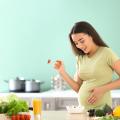 Οι τροφές που προλαβαίνουν τις ραγάδες της εγκυμοσύνης