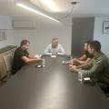 Συνάντηση του Χάρη Μαμουλάκη με τους Συμβασιούχους Πυροσβέστες