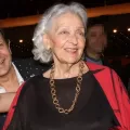 στελλα γκρεκα